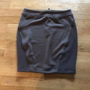 body on skirt with zip and flattering side pilling